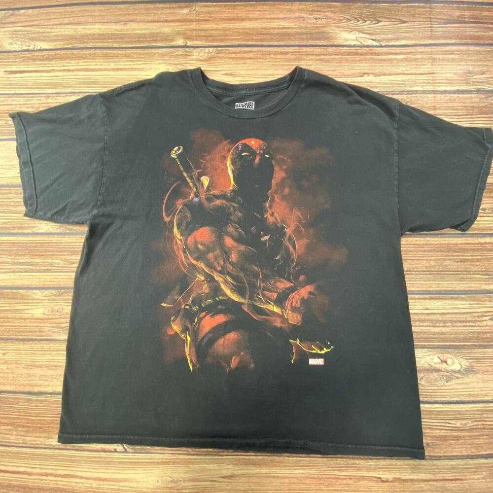 Marvel Deadpool Print All Over T Shirt Mens 2XL Pullover Crew Neck Black